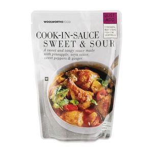 Woolworths Easy To Cook - Sweet & Sour Cook-in-Sauce (400g)